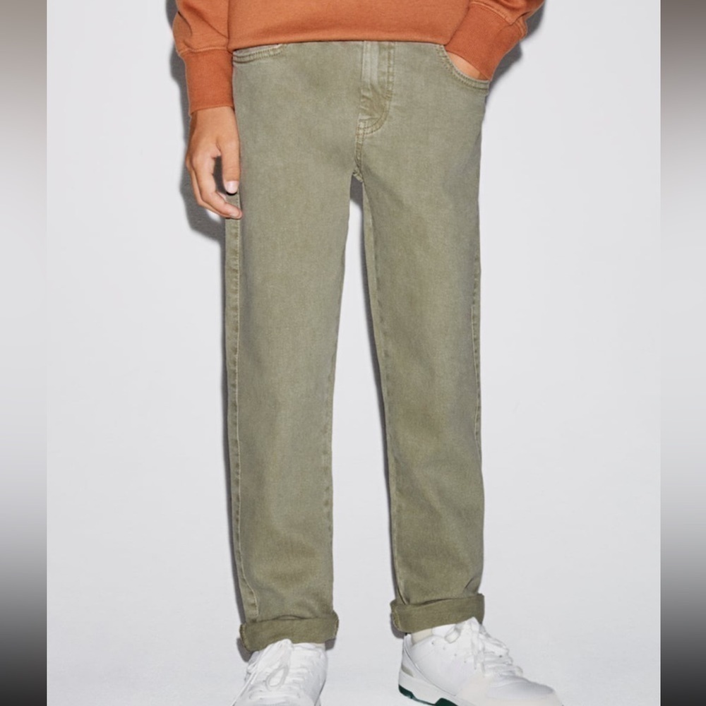 Zara Straight Fit Jeans